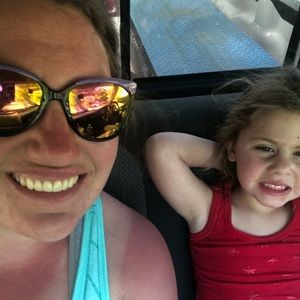 Meet your Posher, Amelia